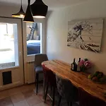 Casa Del Castell Homestay *