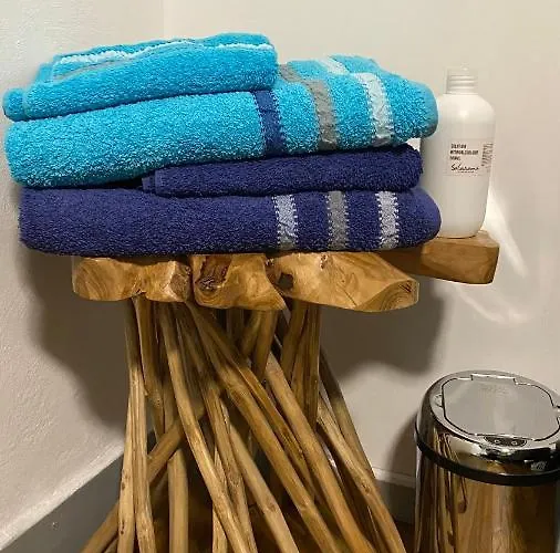 Casa Del Castell Homestay *